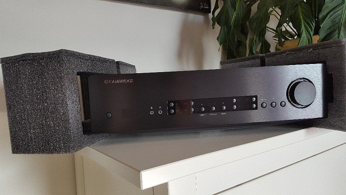 Усилитель Cambridge Audio CXA60 Black - рис.6