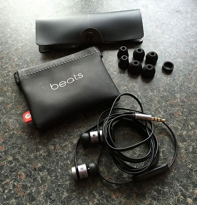 Наушники Beats urBeats 2 In-Ear Space Grey - рис.6