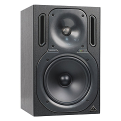 Студийный монитор BEHRINGER Truth B2031A