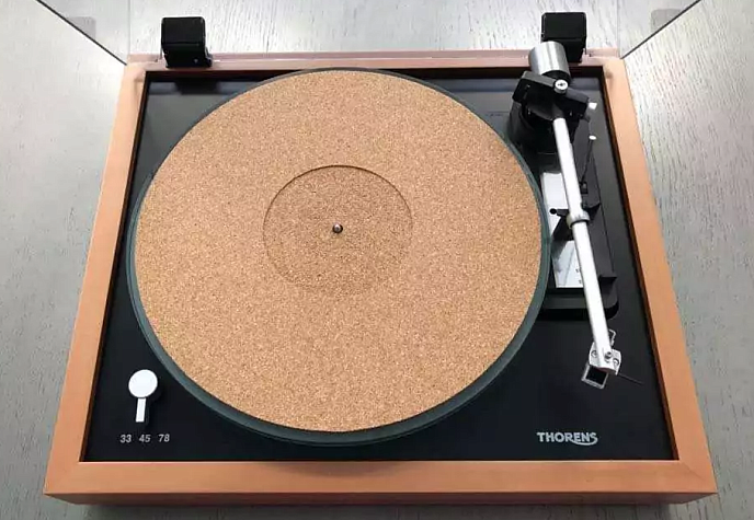 Проигрыватель винила Thorens TD 148A Black - рис.3