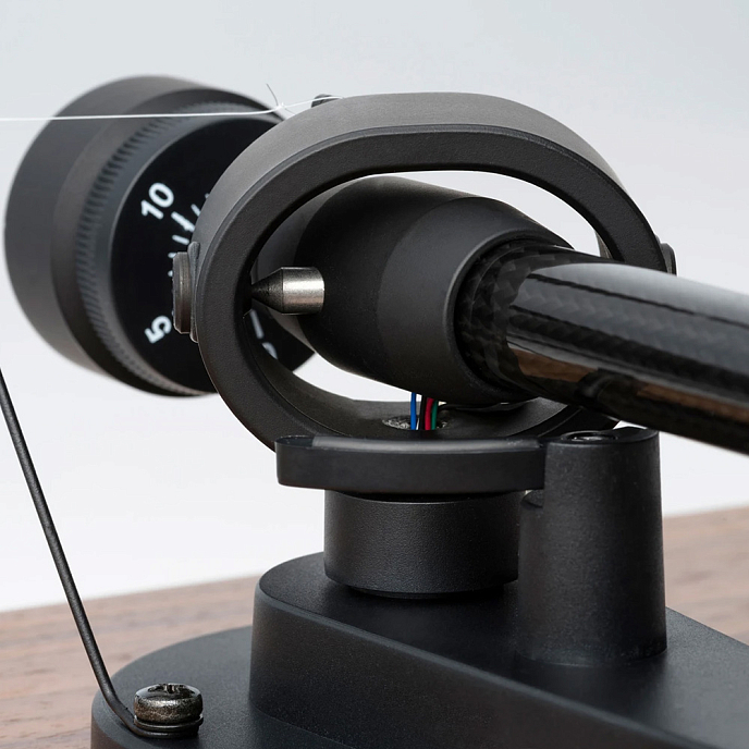 Проигрыватель винила Pro-Ject Debut E Carbon (2M Red UNI) Wood - рис.3