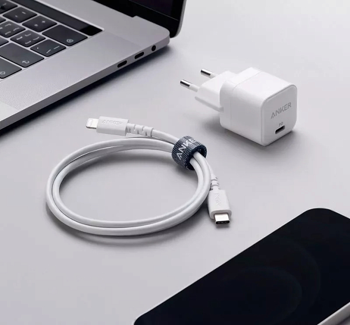 Сетевое зарядное устройство Anker PowerPort III 20W Cube with Charging Cable - рис.5