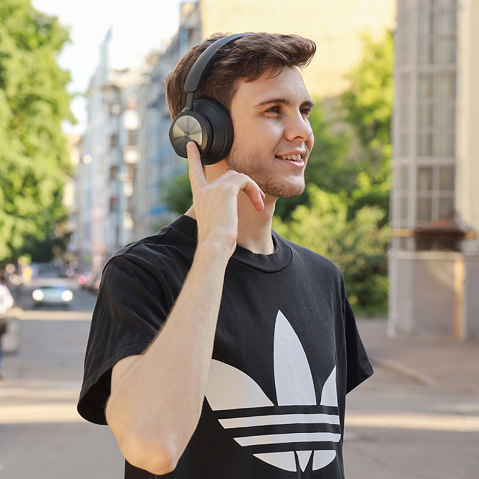 Беспроводные наушники Bang & Olufsen Beoplay Portal Black Anthracite - рис.10