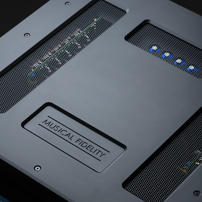 Интегральный усилитель Musical Fidelity NU-Vista 800.2 Silver - рис.2