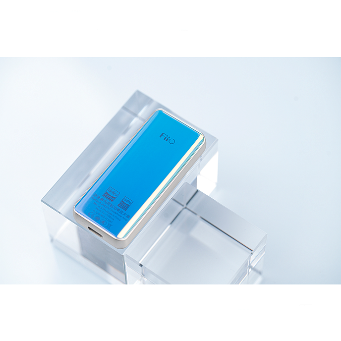 Усилитель-ЦАП для наушников FiiO BTR5 Sky Blue - рис.11