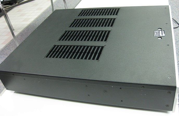 Усилитель мощности Bryston HT 875 Black - рис.4