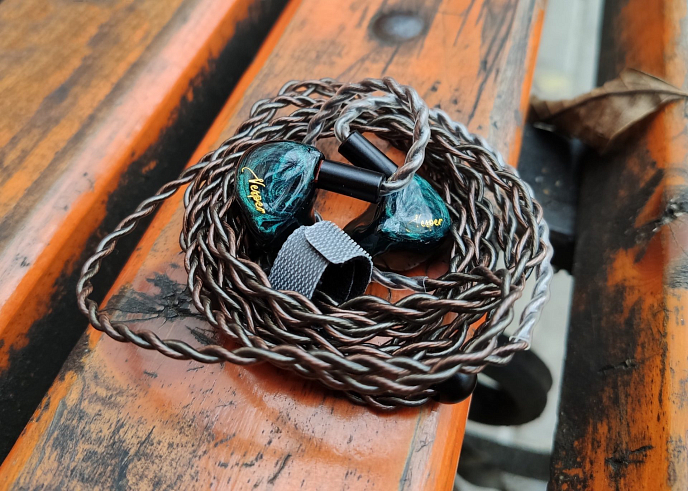 Наушники внутриканальные Queen Of Audio Vesper Green - рис.4