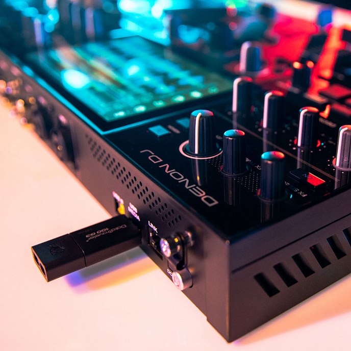 DJ-контроллер Denon Prime GO - рис.3