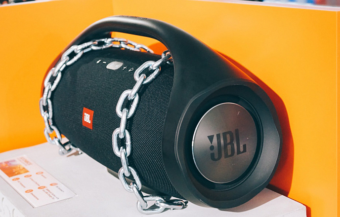 Портативная колонка JBL Boombox Black - рис.10