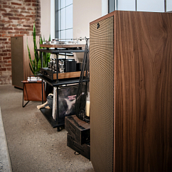 Напольная акустика Klipsch Forte IV Heritage American Walnut