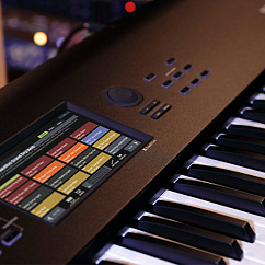 Синтезатор Korg NAUTILUS-61 Black