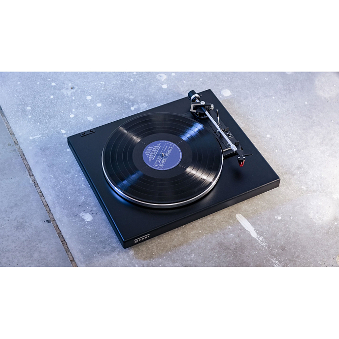 Проигрыватель винила Rekkord Audio F400 (2M Red) High Gloss Black - рис.4