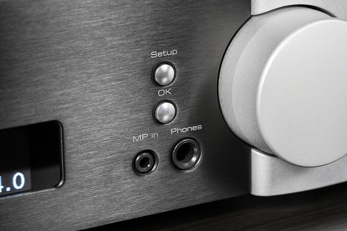 Интегральный усилитель Moon by Simaudio 240i 2-tone - рис.5