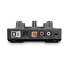 DJ-контроллер Native Instruments Traktor Kontrol Z1