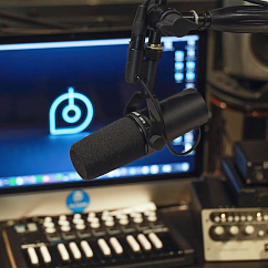 Микрофон вокальный Shure SM7B