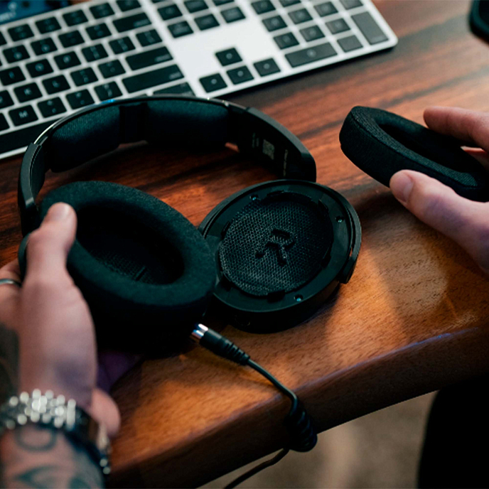 Наушники полноразмерные Sennheiser HD 490 PRO Plus Black - рис.18