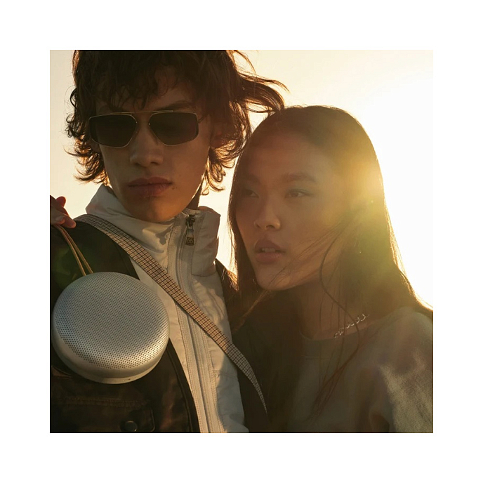 Портативная колонка Bang & Olufsen Beosound A1 2nd Gen Anthracite Oxygen - рис.9