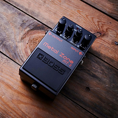 Процессор эффектов Boss MT-2 Metal Zone Black