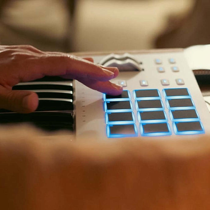 MIDI-клавиатура Arturia KeyLab 61 MK3 White - рис.11