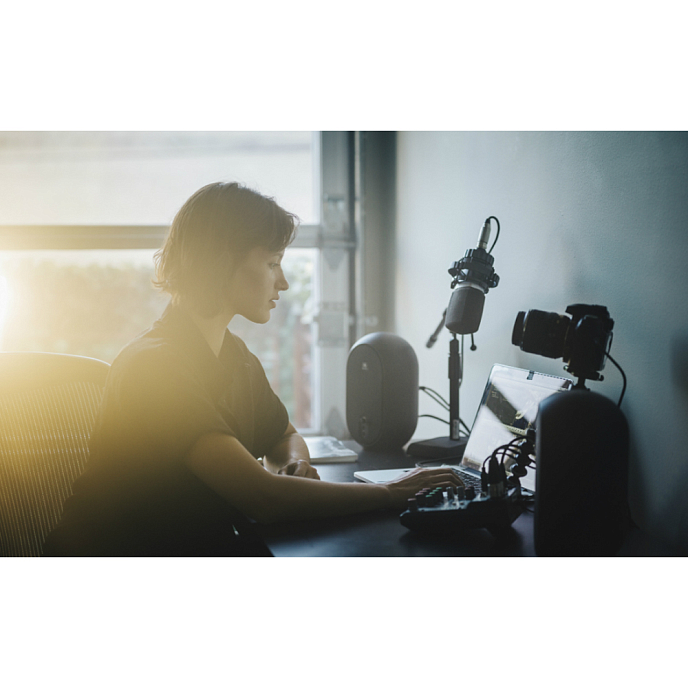 Студийный монитор JBL 104 black - рис.5