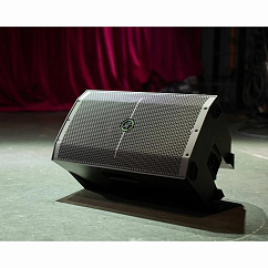 Акустическая система Mackie Thump210 Black