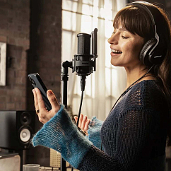 Микрофон студийный Shure SM4 Black