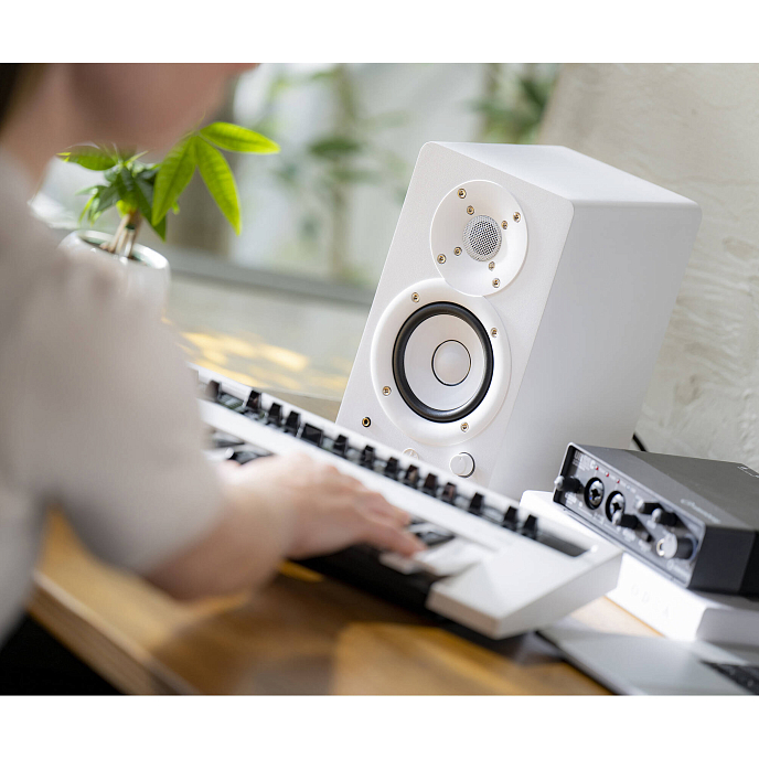 Студийный монитор Yamaha HS4 White - рис.7