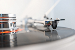 Проигрыватель винила Transrotor Strato Nero TMD, TRA9 Chrome, Konstant FMD, JR Figaro