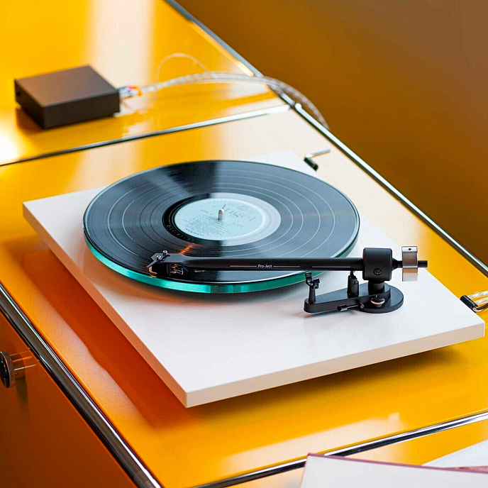 Проигрыватель винила Pro-Ject T2 Super Phono Satin White Rainier - рис.4