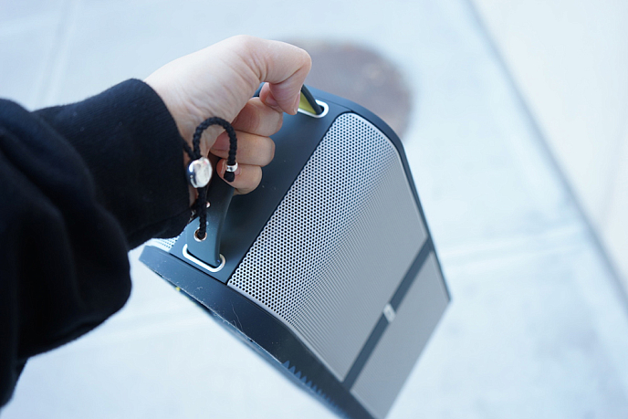Портативная колонка Jabra Solemate Max grey - рис.4