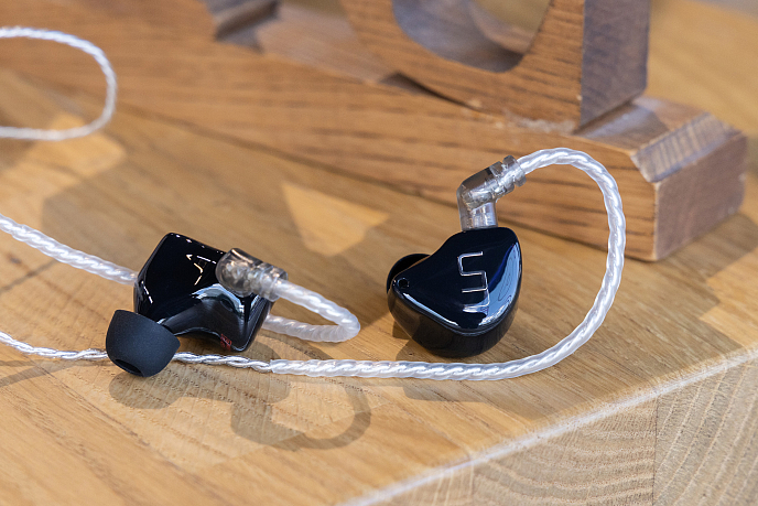 IEM наушники Unique Melody Merlin V2 Universal Black - рис.16