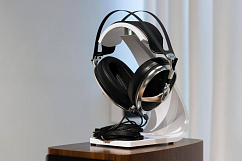 High End наушники Meze Audio Elite