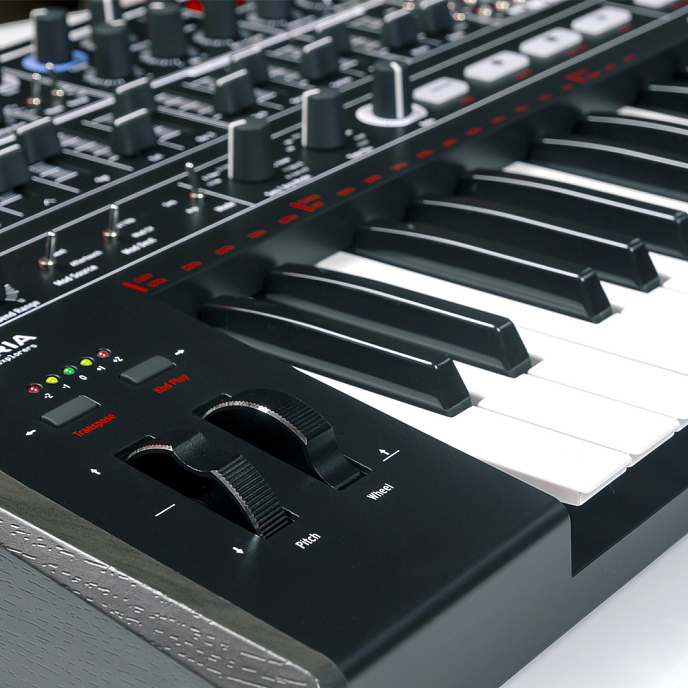 Синтезатор Arturia MiniBrute 2 Noir - рис.4