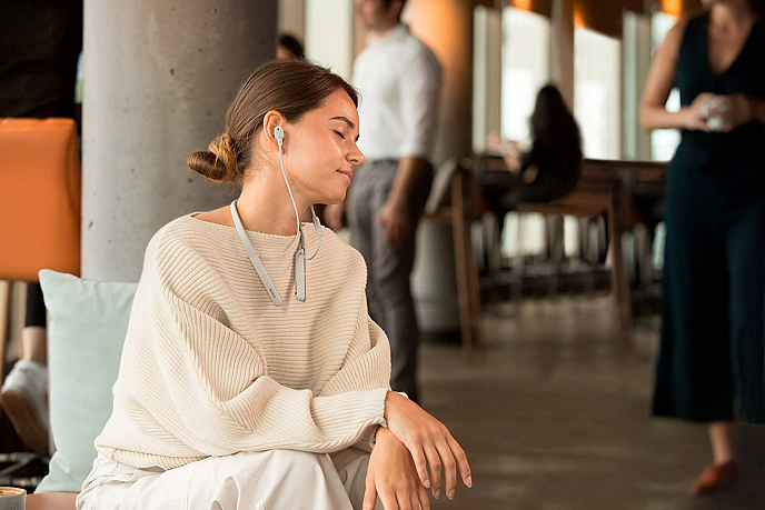 Беспроводные наушники Sony WI-1000XM2 Gold - рис.10