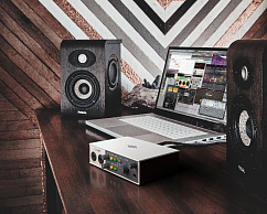 Аудиоинтерфейс Universal Audio Volt 2 внешний аудиоинтерфейс (SN 25462037122419)_Уценка