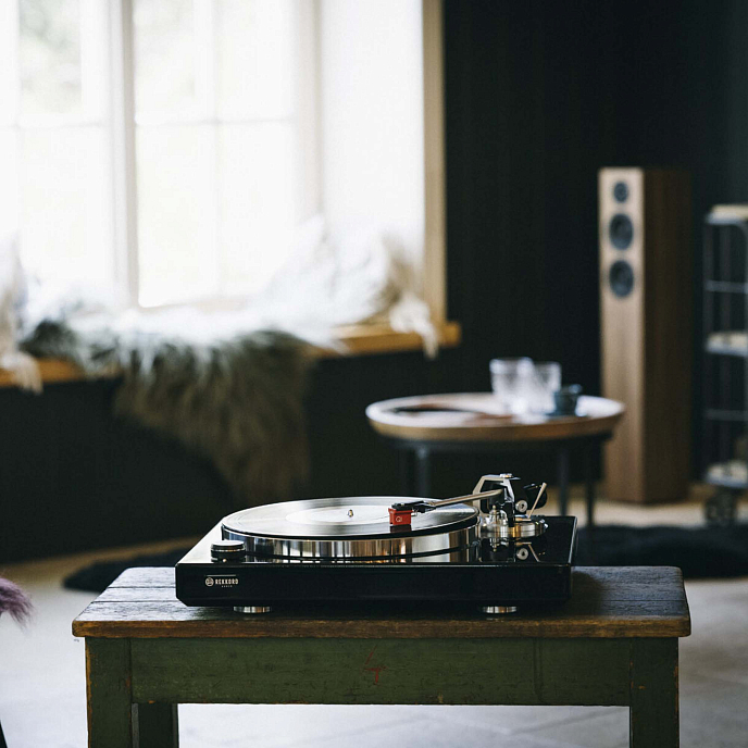 Проигрыватель винила Rekkord Audio M600 High Gloss Black - рис.4