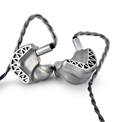 High End наушники Unique Melody Maven II Titanium Custom