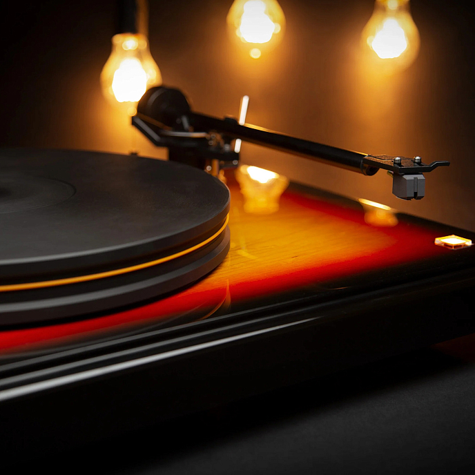 Проигрыватель винила MoFi Fender Precision Deck - рис.7