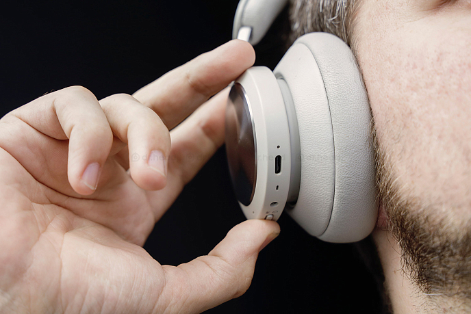 Беспроводные наушники Bang & Olufsen Beoplay Portal Grey Mist - рис.8