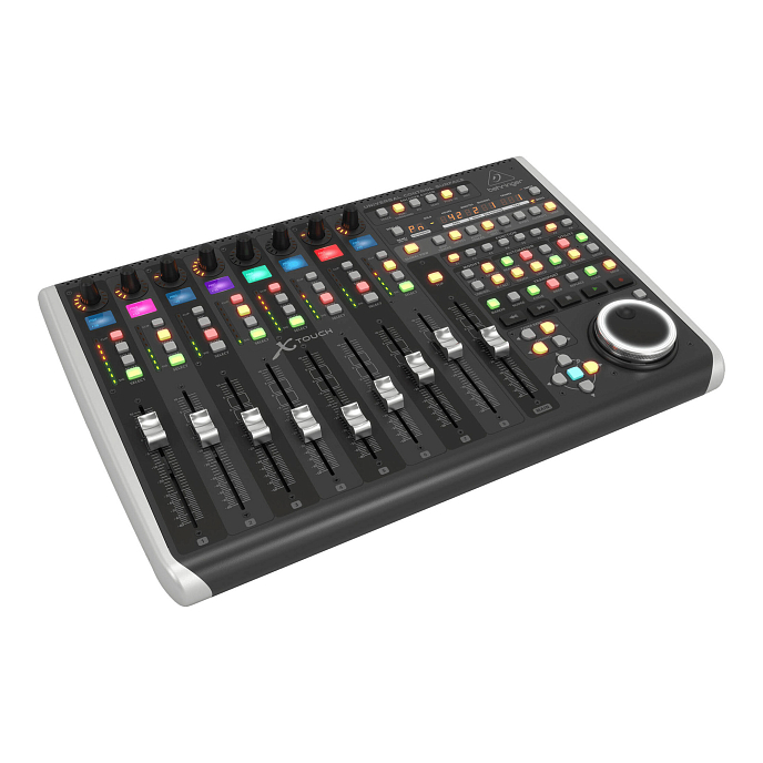 Контроллер Behringer X-Touch - рис.1