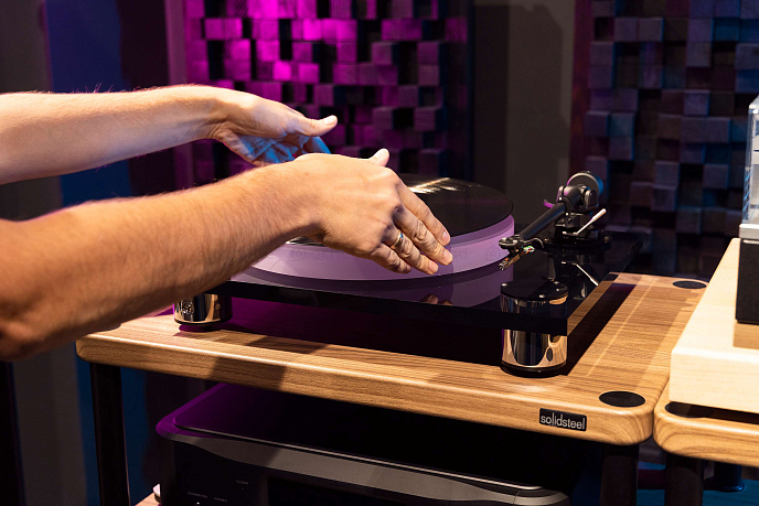 Проигрыватель винила Scheu Analog Cello R202 Ortofon Super OM 10 Black Acrylic - рис.5