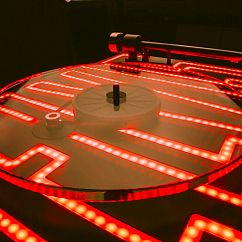 Проигрыватель винила Pro-Ject ART - Elvis Turntable