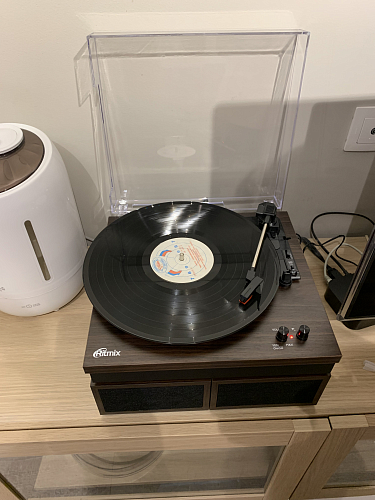 Купить виниловый проигрыватель Ritmix LP-340B Dark Wood по цене от 5990 ...