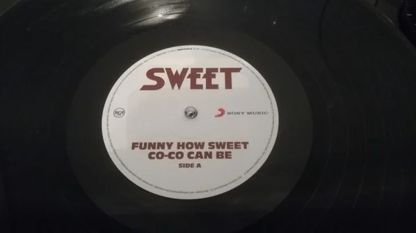 Купить пластинку The Sweet - Funny How Sweet Co-Co Can Be по цене от 2270  руб., характеристики, фото, доставка
