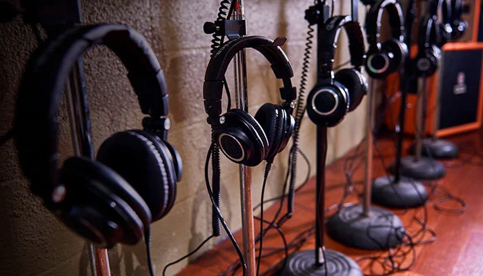 Audio-Technica ATH-M50x — наушники для студии и домашнего использования.