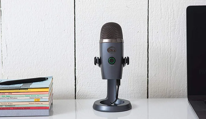 Купить usb-микрофон Blue Yeti Nano Shadow Grey по цене от 9990 руб., характеристики, фото, доставка